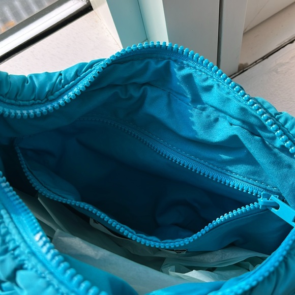 COS Mini quilted bag in turquoise - Picture 9 of 9